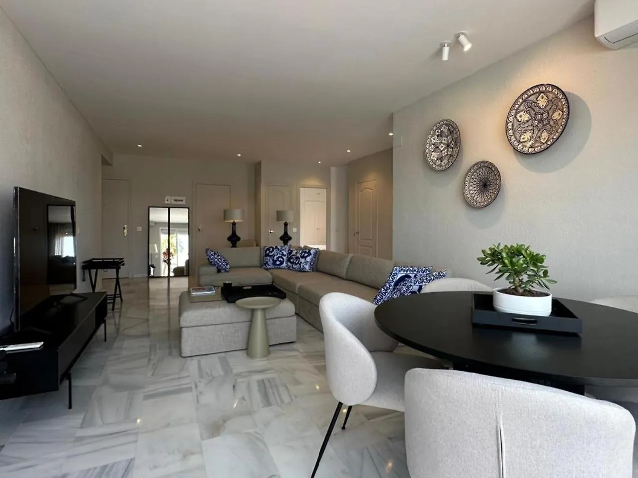 Sun Gardens Penthouse Apartment Estepona