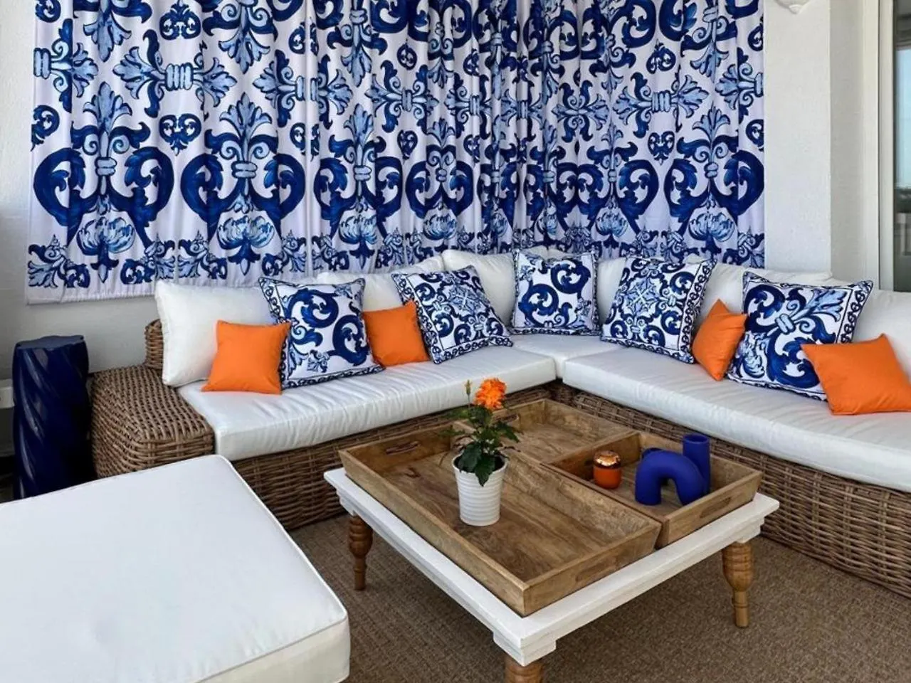 Sun Gardens Penthouse Apartment Estepona 0*,  Spain